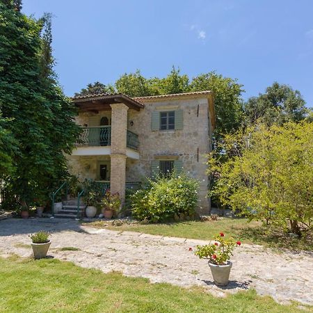 Vasilikí Jianni'S Villa - Stone Villa In The Greenery!! מראה חיצוני תמונה
