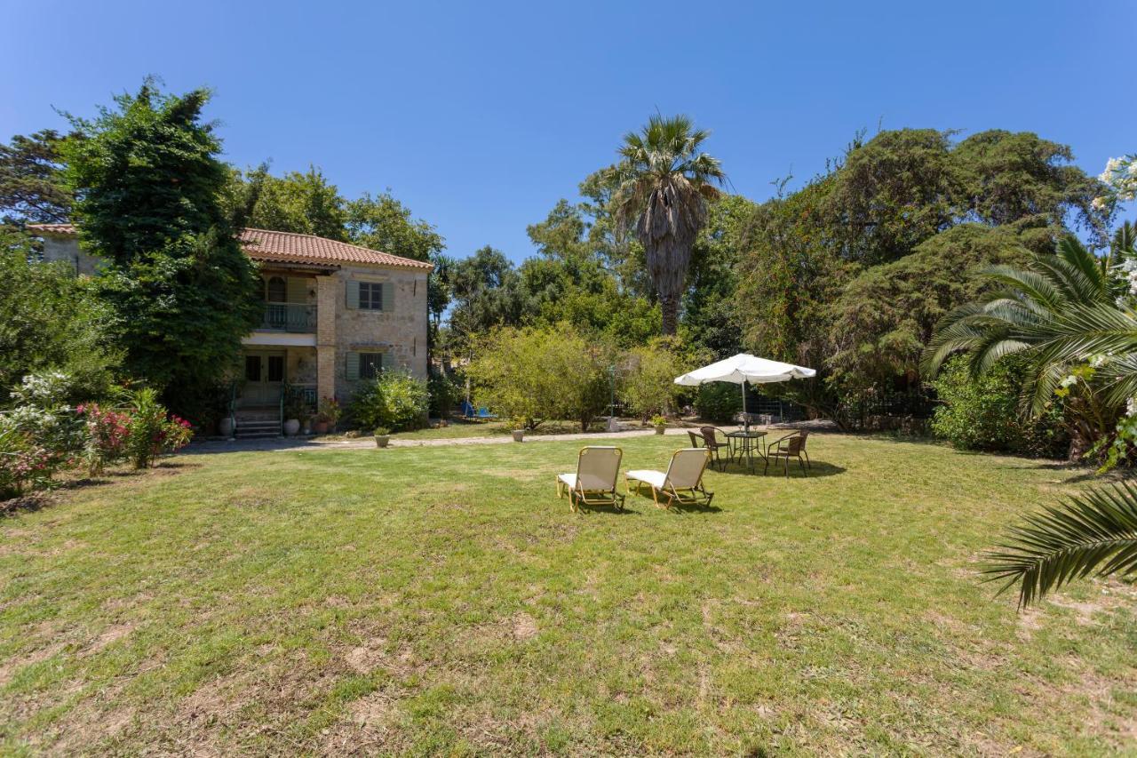 Vasilikí Jianni'S Villa - Stone Villa In The Greenery!! מראה חיצוני תמונה